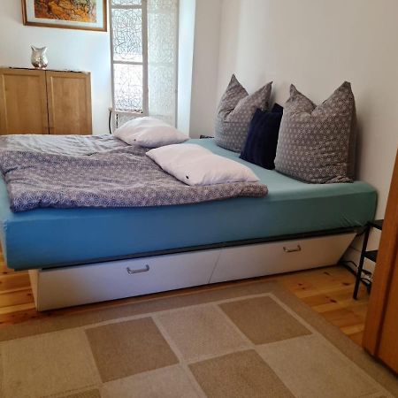אוברהאוזן Fewo Garten - Eigener Eingang- Wlan-Parkplatz,Netflix, Terrasse,Doppelbett Und Schlafcouch מראה חיצוני תמונה